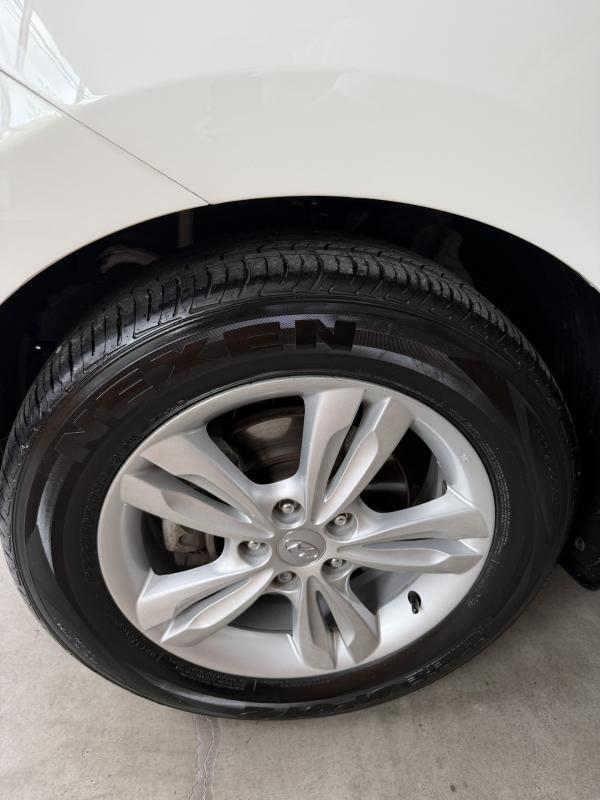 Imagen ilustrativa de Hyundai Tucson 2.0 Gl 5mt 2wd