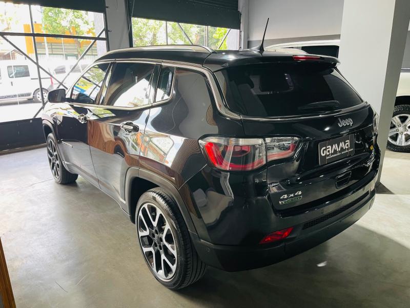 Imagen ilustrativa de Jeep Compass 2.0 Td At9 4x4 Limited Plus