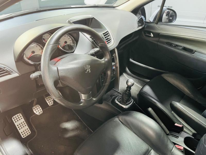 Imagen ilustrativa de Peugeot 207 1.6 Gti 156cv 5 p