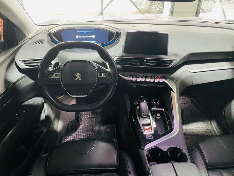 Imagen ilustrativa de Peugeot 5008 1.6 Feline B/techo Tiptronic