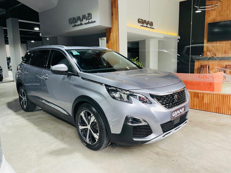 Imagen ilustrativa de Peugeot 5008 1.6 Feline B/techo Tiptronic