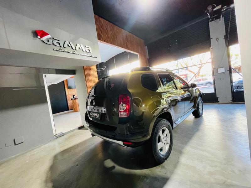 Imagen ilustrativa de Renault Duster 2.0 4x2 Privilege 138cv